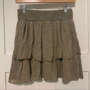 Zara size small knit tan olive tiered Y2K style mini skirt!
